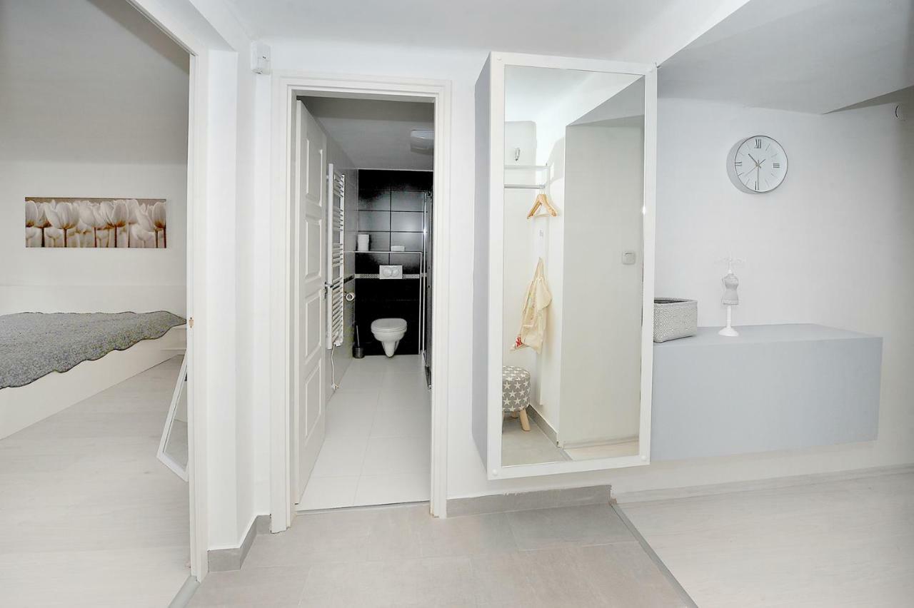 Pure Apartman Pécs Exteriör bild